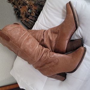 Western healed boot